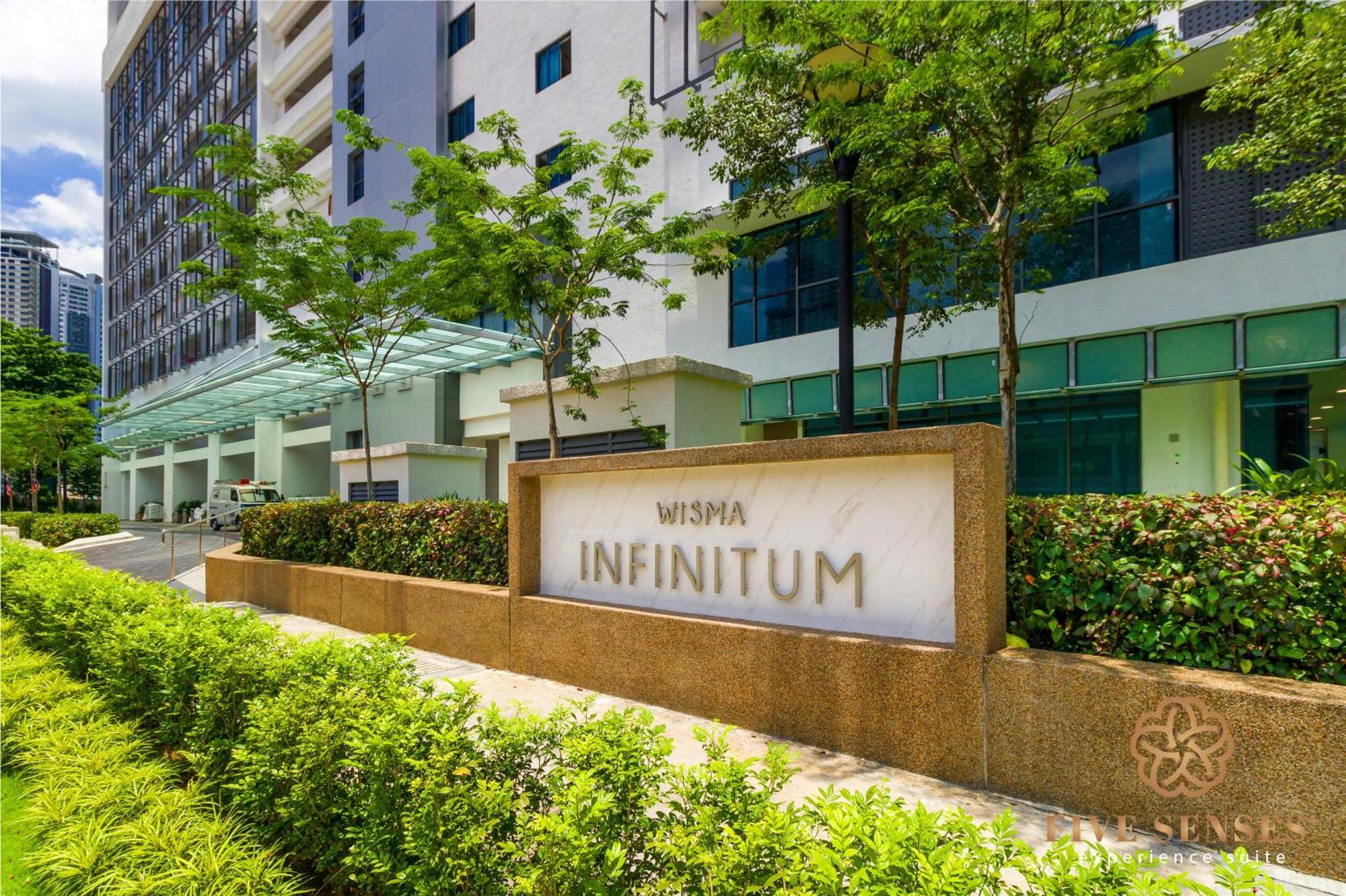 The Colony & The Luxe Signature Suites, Klcc, Kuala Lumpur